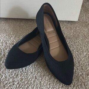 Black Ballet Flats